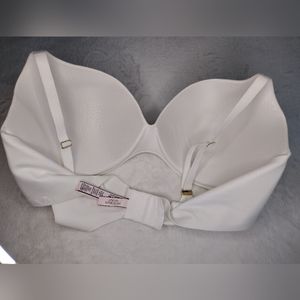 Incredible by Victoria's Secret